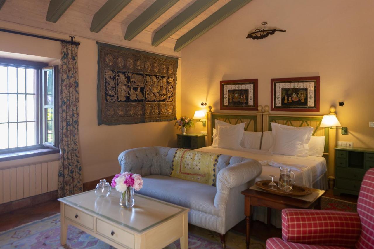 Hostal Hacienda de Orán Utrera Exterior foto