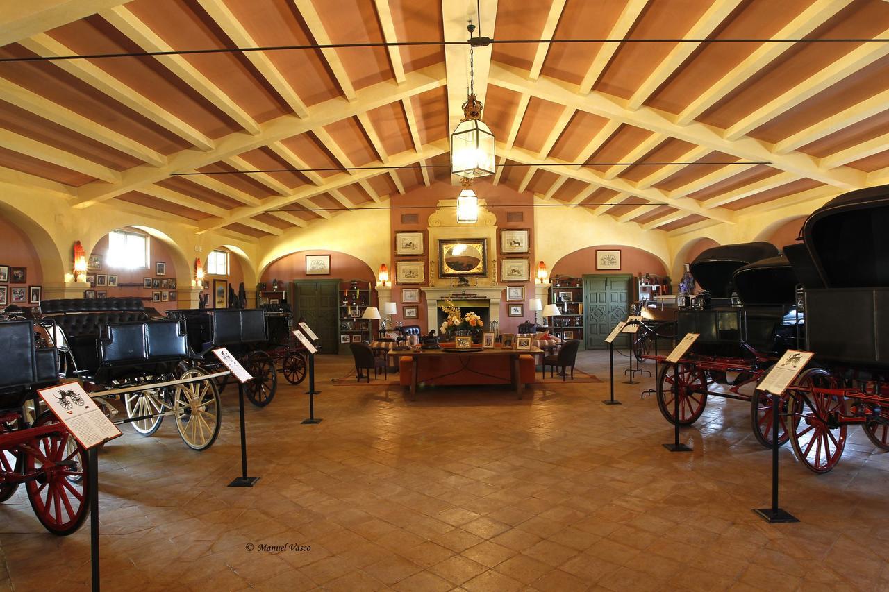 Hostal Hacienda de Orán Utrera Exterior foto