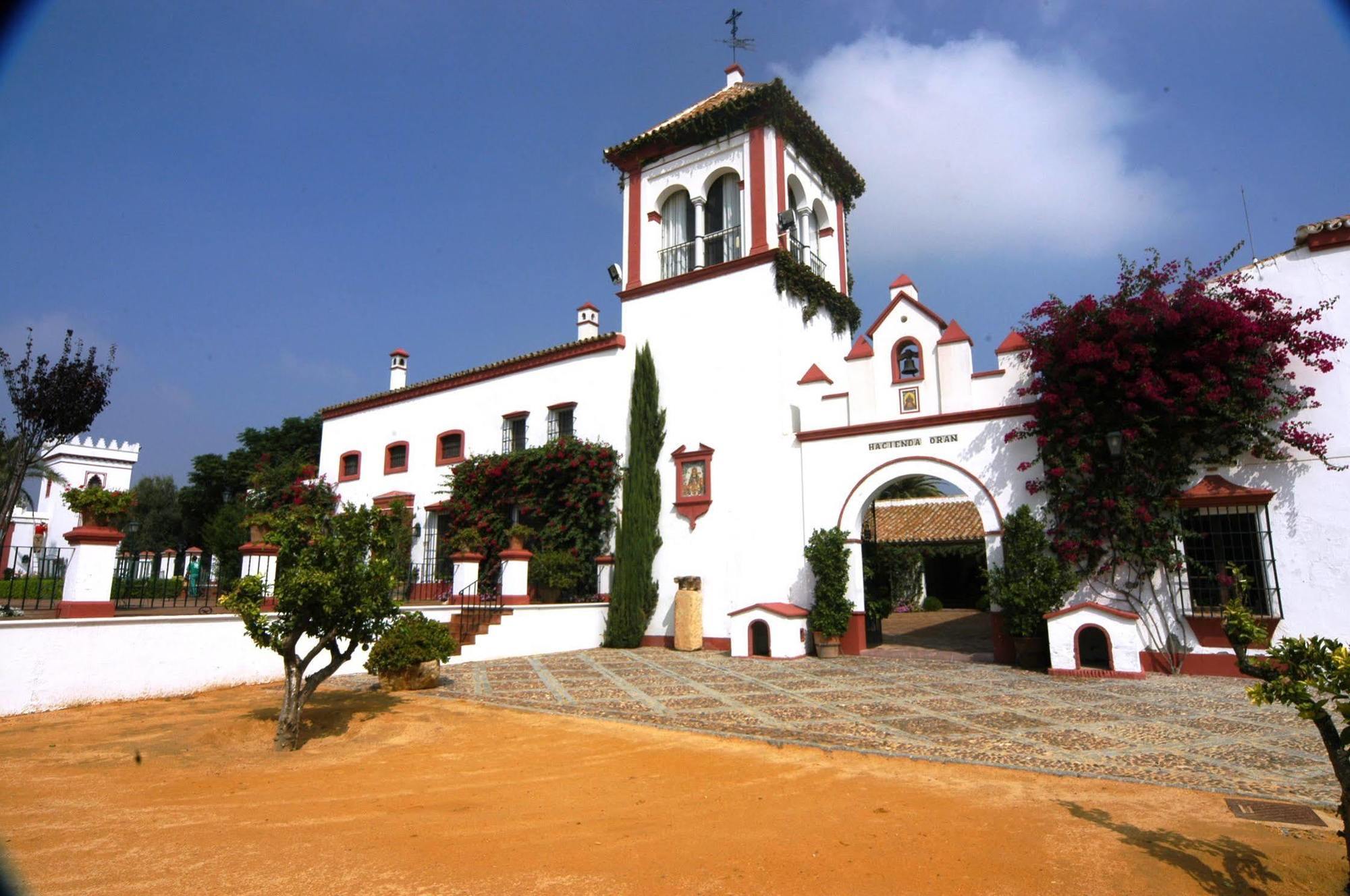Hostal Hacienda de Orán Utrera Exterior foto